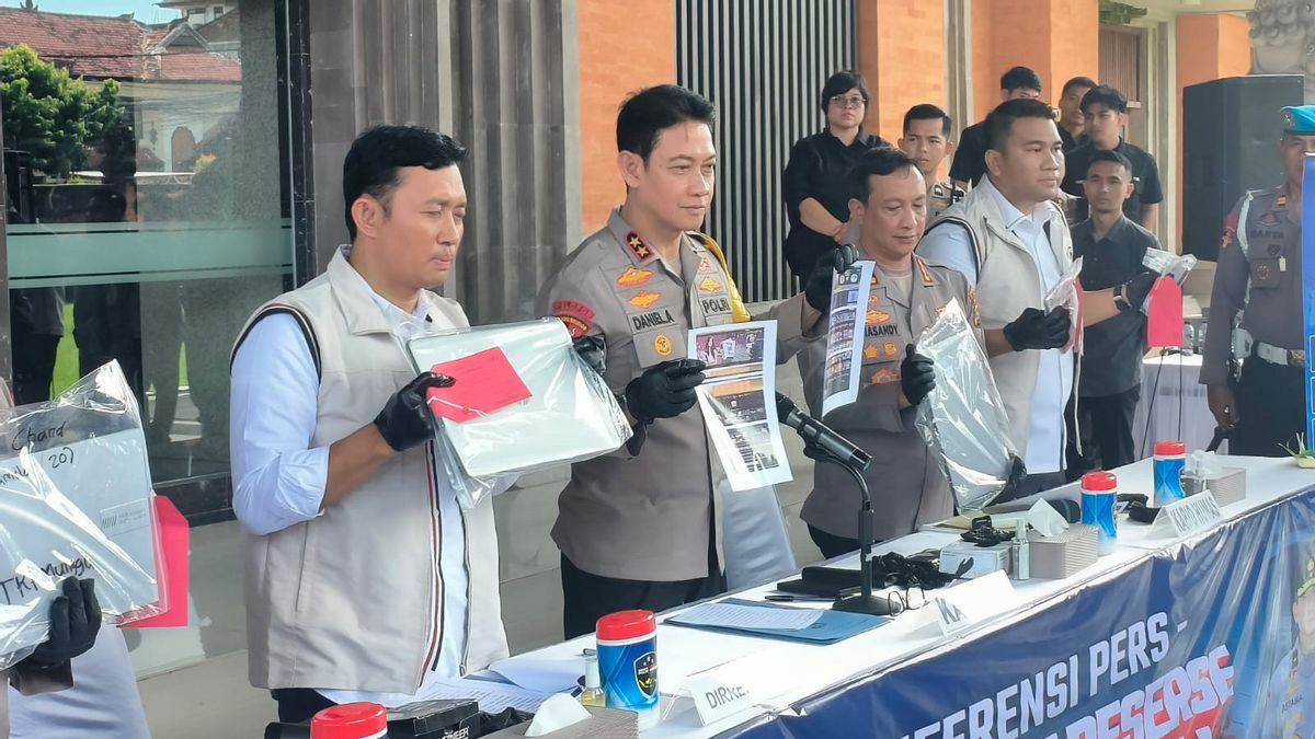 La police de Bali a arrêté 39 ressortissants indiens, opérateurs de jeux en ligne, avec un bénéfice de 8 milliards de roupies par mois.