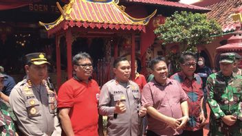 After Visiting Boen Tek Bio Tangerang Temple, Regional Police Chief Fadil Jamin For Chinese New Year Celebration This Year Walks Safely