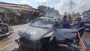 Bum! Mobil Sport Mewah Meledak di Jalan Demang Lebar Daun Palembang, Kerugian Capai 850 Juta