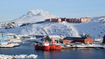 Harsh Criticism for Trump Who Wants to Annex Greenland
