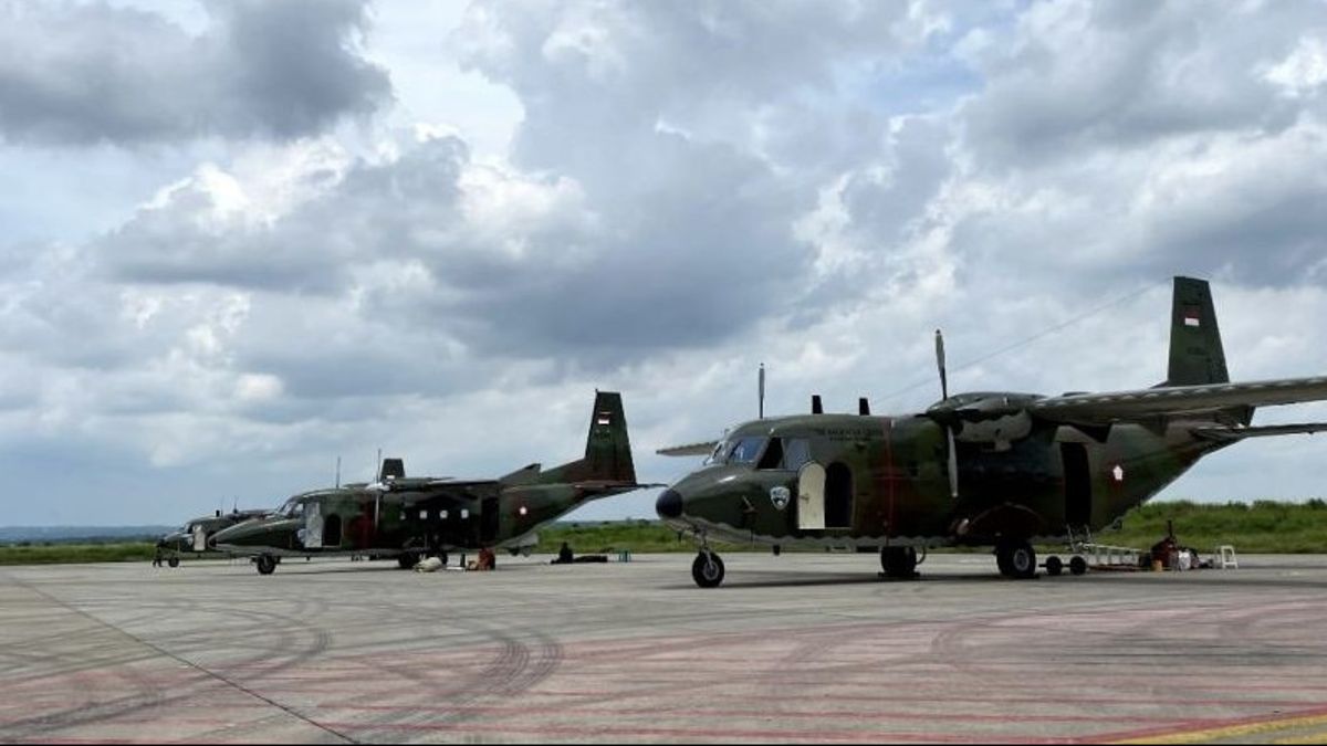 空军第4中队向四架飞机发出警报，支持G20峰会顺利进行  