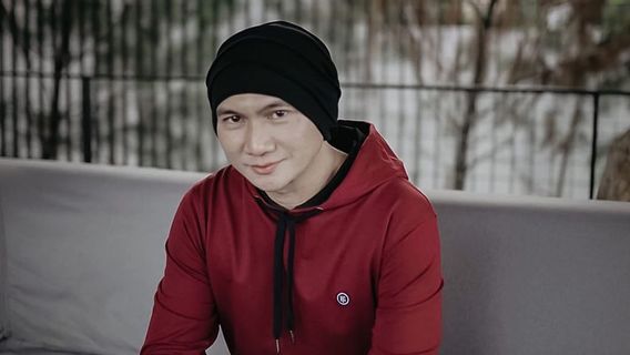 Anji Meminta Maaf dan Hapus Unggahan Opininya Terkait Foto Joshua Irwandi 