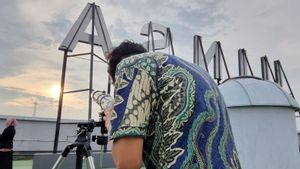 Tertutup Awan Tebal, Hilal Tak Terlihat di Surabaya