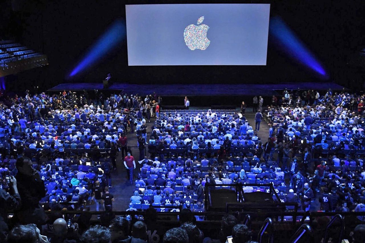 Appleは、WWDC 2024でSiriでのAI統合とOpenAIとのパートナーシップを披露