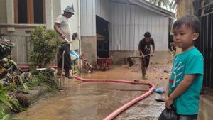 Pemkab Garut Salurkan Bantuan Uang Rp1 Juta per Rumah yang Terendam Banjir