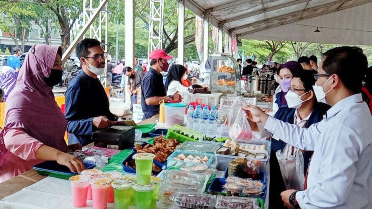 During Ramadan, Pontianak BPOM And Diskumindag Routinely Test Takjil Food Samples