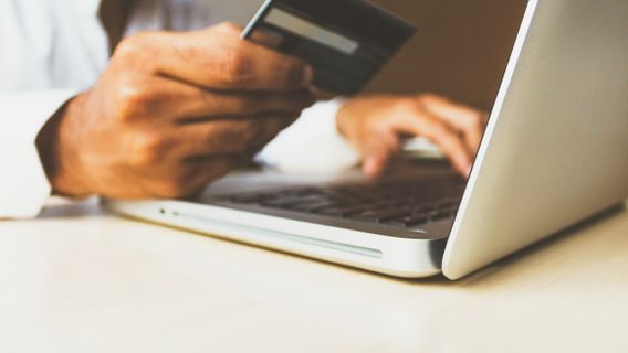 Remplissage électronique De Taxes En Ligne: Comment Déclarer Des Impôts Sans Compliqué