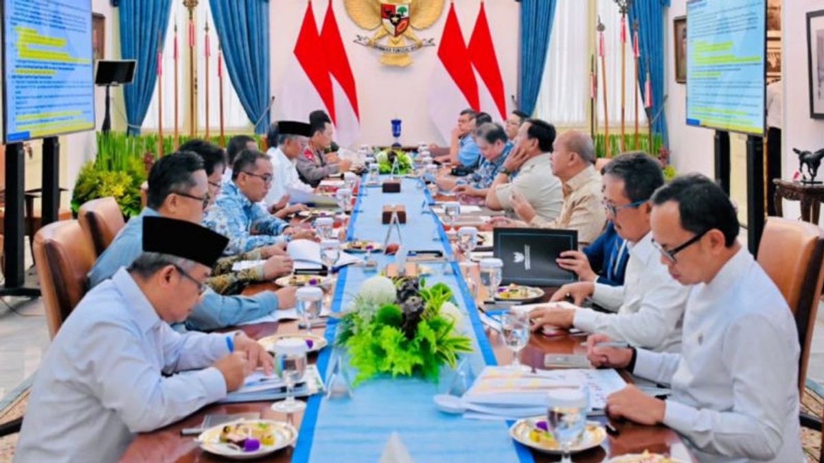 Prabowo Perintahkan Jajaran Respons Cepat Tangani Bencana hingga Salurkan Bantuan