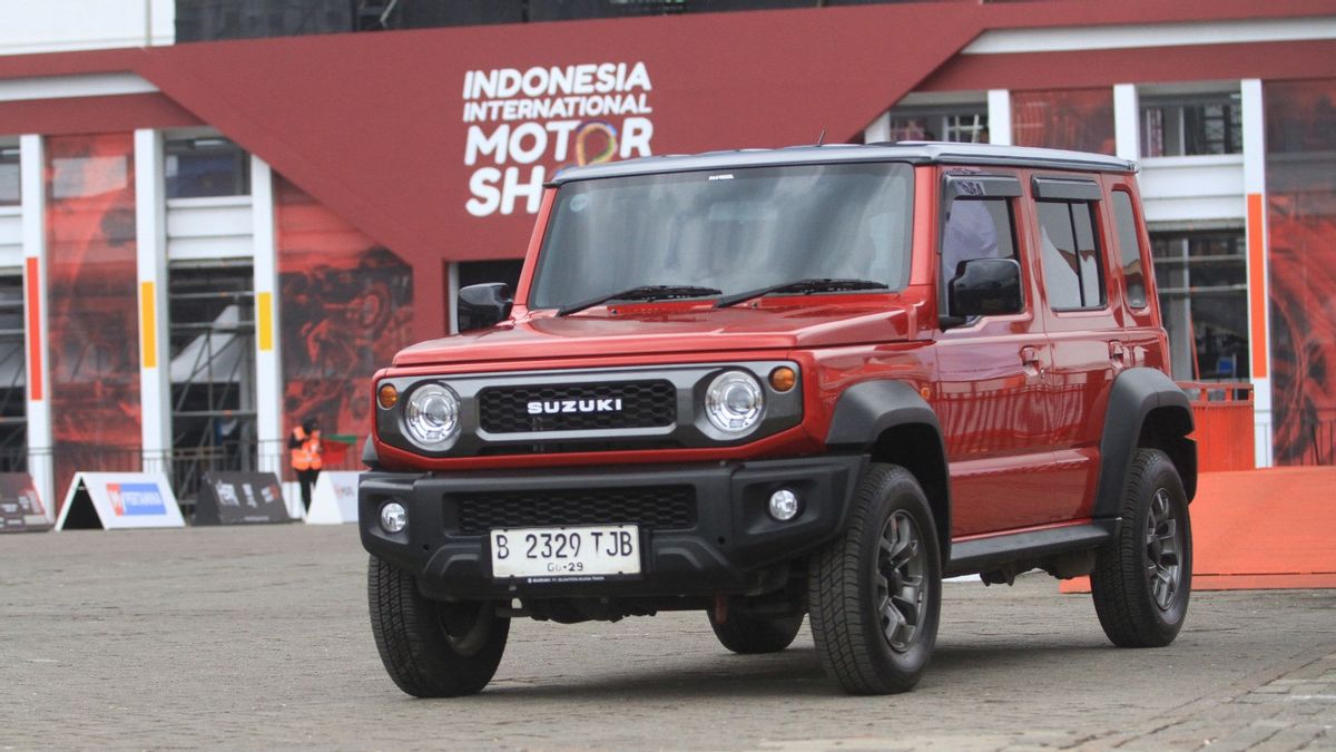Lebih Dekat dengan Suzuki Jimny 5 Pintu di IIMS 2025, Mobil Offroad Incaran Sultan