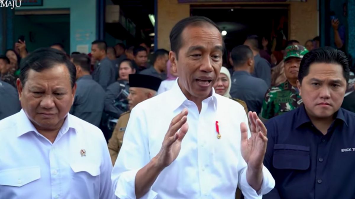 Jokowi Glad That The Price Of Food Needs In Bululawang Market In Malang Is Very Cheap