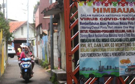 DKI Mulai Bagikan Bansos Sembako untuk Warga Isoman, Ini Isinya