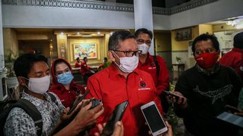 PDIP Prétend Candidat à La Mairie De Surabaya, Eri Cahyadi, Est 6 Pour Cent Supérieur à L’enquête Interne