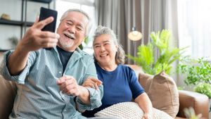 Mungkinkah Manusia Hidup Lebih dari 100 Tahun? Begini Temuan Ilmuwan