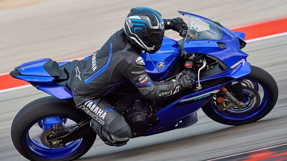 Yamaha lance le YZF-R9 2025, prêt à être conduit dans les courses de course