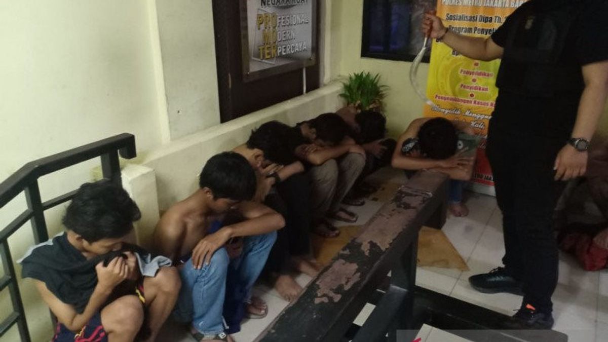 10 dari 14 Anggota Gangster yang Ditangkap di Jatinegara Masih Anak-anak