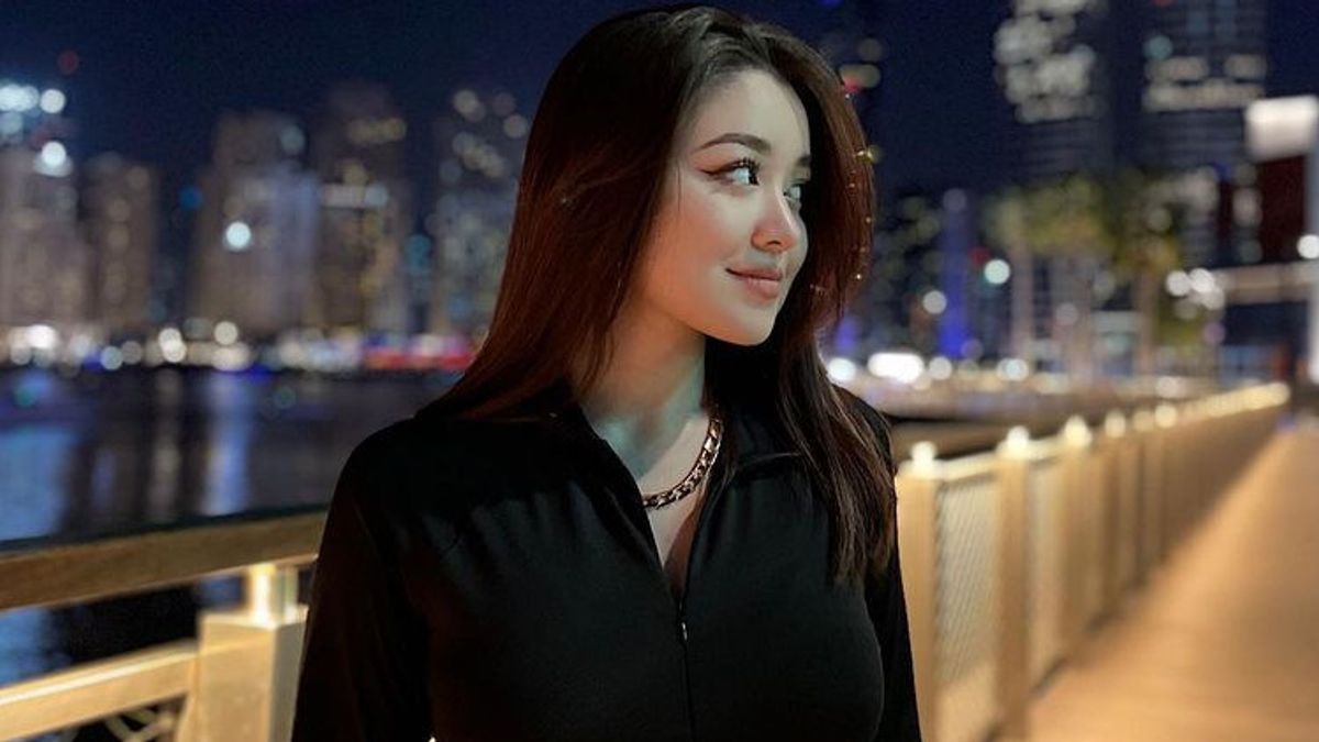  Dayana <i>Give Love </i>, Netizen Indonesia Balas Puluhan Ribu <i>Dislike</i> untuk <i>Single</i> Bareng Hedo