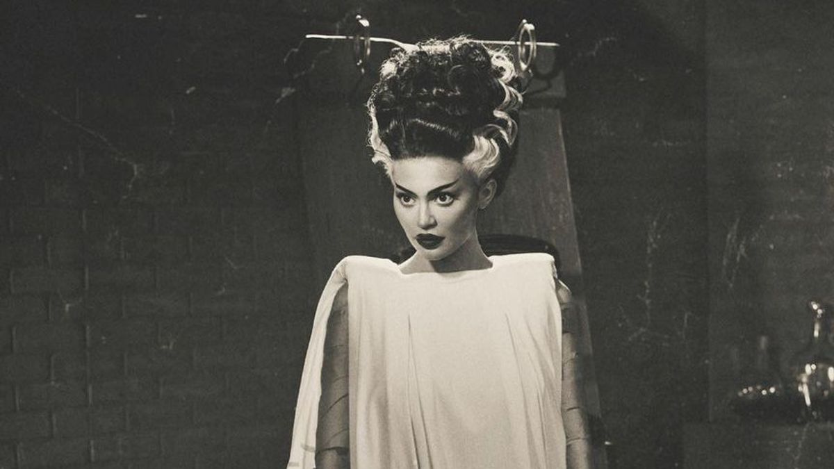 カイリー・ジェンナーからアニャ・テイラー・ジョイまで、ハロウィーンの衣装を着た10人のハリウッドセレブリタの最高の肖像画