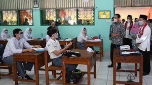 194 Sekolah di Jakarta Pusat Ikuti Penilaian Prokes untuk Menggelar PTM