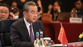 王毅外相は、中国は平和を達成するためにシリアを支持すると述べた