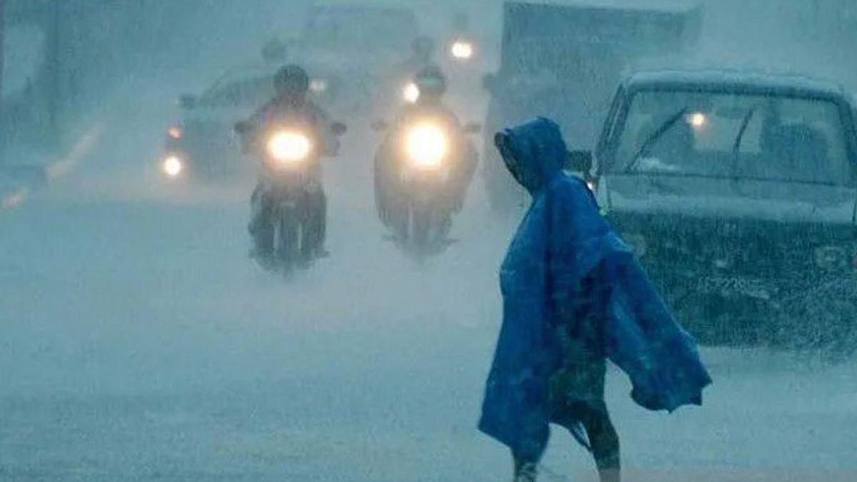 ar, la pluie est toujours élevée le 11 mars, les habitants de Jabotabek sont toujours invités à être conscients des inondations