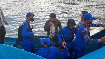 Boy Allegedly Attacked By Crocodile In Maluku Still Wanted, SAR Team Catches Crocodile And Splits Its Stomach