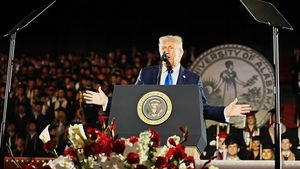 Trump envisage de réduire les droits de l'égard de la Chine de 145% à 80%.