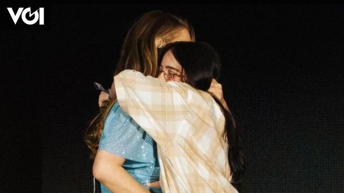 Lana Del Rey And Billie Eilish Throw Praise At Coachella Stage