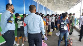 マレーシアからのインドネシア人移民労働者14人がヌヌヌカン、北カリマンタン、3人が子供であるヌヌカンに入るとCOVID-19によって検出された