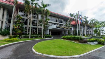 Ustaz Abdul Somadの入国拒否に関する説明をシンガポール当局に依頼し、シンガポールのインドネシア大使館が外交文書を送付