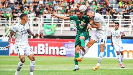 Persebaya Surabaya 2-3 Persib Bandung, Josep Gombau: 犯错误的球员