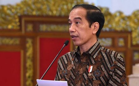 Jokowi Gaungkan Benci Produk Luar Negeri, Netizen Bahas Foto Keluarga Presiden yang Pakai Gucci