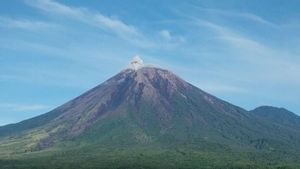 This Saturday Morning, Mount Semeru Erupted Again