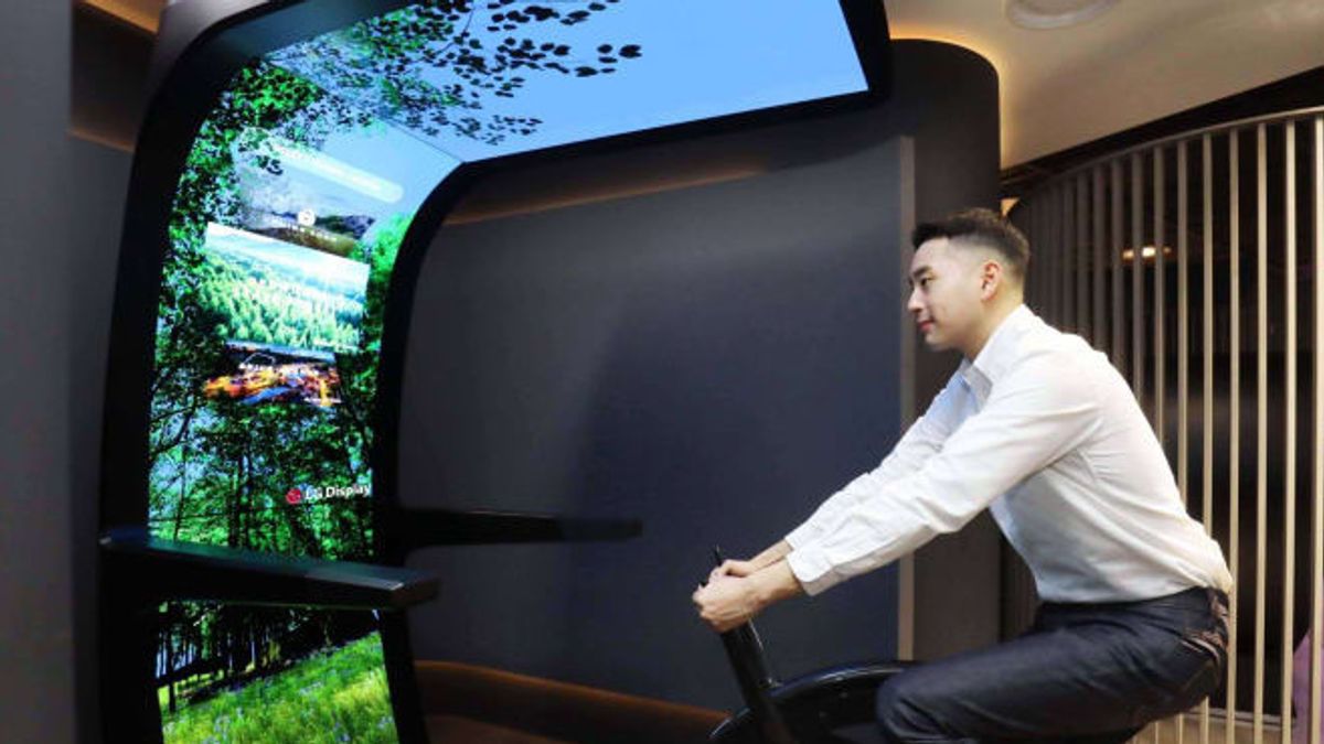 LG Display Présente Virtual Ride And Media Chair Au CES