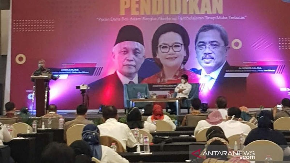 Kemendikbudristek: Jangan Sampai Ada Uang BOS Sisa di Akhir Tahun