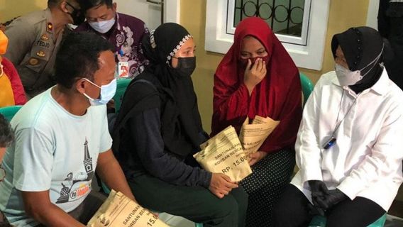 After Anies, Social Minister Risma's Turn To Ensure Aid For Matraman Fire Victims