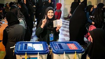 Putaran Pertama Pilpres Iran Catat Jumlah Pemilih Terendah Sejak 1979, Khamenei Ajak Warga <i>Nyoblos</i> Besok