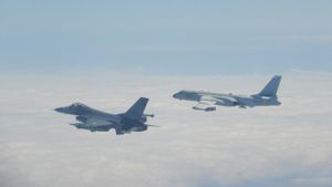 Peringatkan Bakal Menyerang Setiap Pasukan AS yang Membela Taiwan, China Kirim 13 Pesawat Tempur ke ADIZ