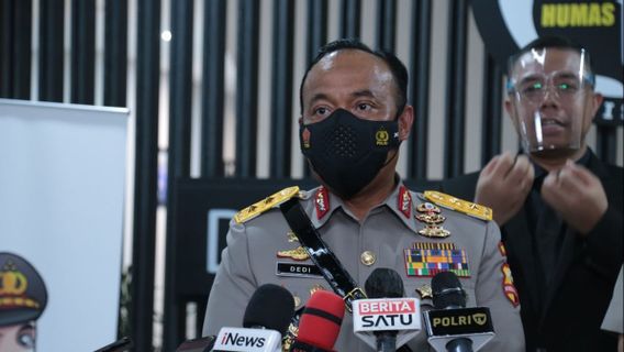 Avant De Servir Dans La Police, Novel Baswedan Et Al Subissent 14 Jours D’éducation Par LAN