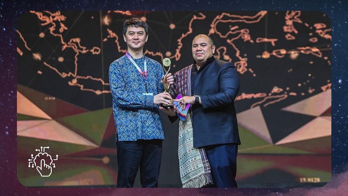 Soroti Pentingnya Transaksi Digital Lewat QR Cross Border, DANA Raih Penghargaan ASEAN Business Awards 2023