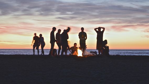 Di Afrika Selatan Sudah Ada Omicron Tapi Festival Musik di Pantai Tetap Lanjut, Langsung Muncul 36 Kasus Baru