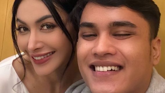 Denada Ungkap Alasan Rahasiakan Status Ressa Selama 24 Tahun: 