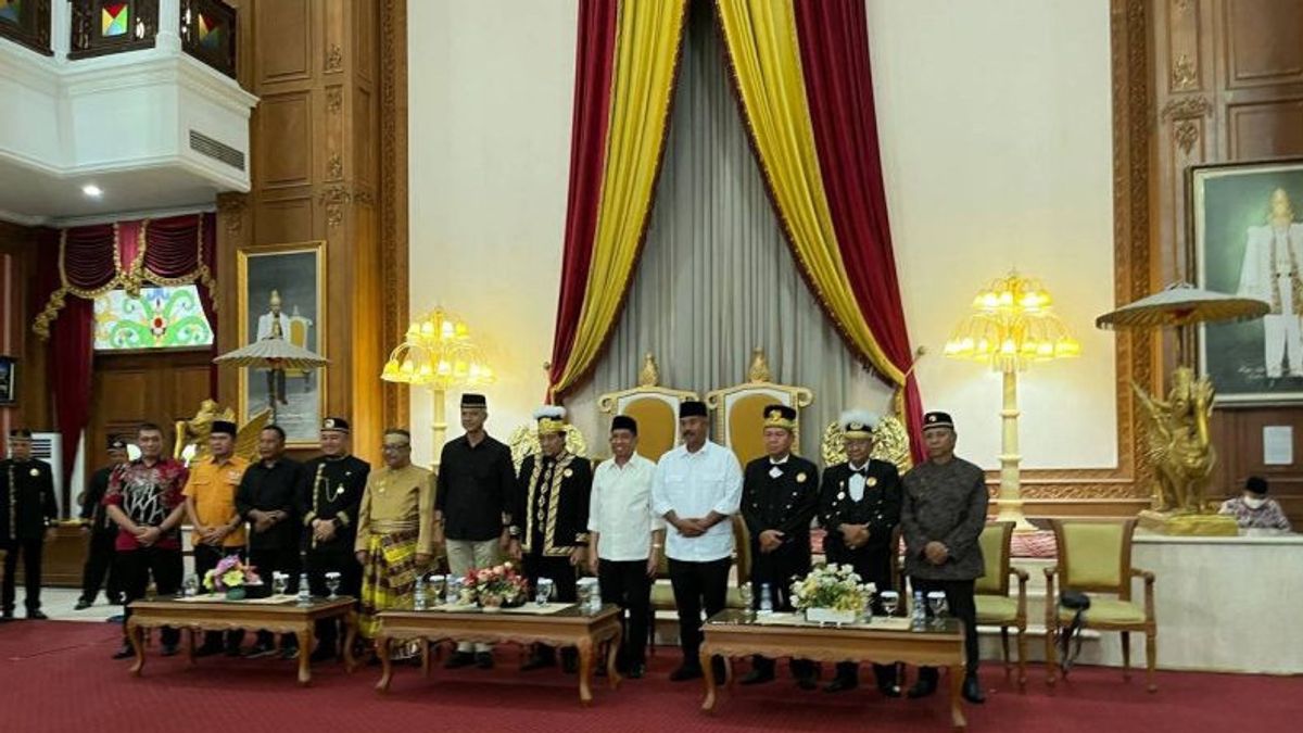 Le sultanat de Kutai Kartanegara Doakan Ganjar Pranowo devient président