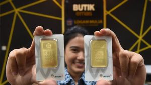 Harga Emas Antam Melonjak Dekati Rp2,4 Juta per Gram