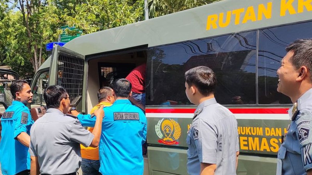 Situbondo Rutan Moves Dozens Of Prisoners Indicated For Drug Smuggling
