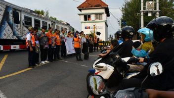 Three Students Died in Batang Argo Merbabu Train  