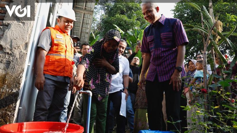 Tekan Kemiskinan Ekstrem Ganjar Bantu Sistem Penyediaan Air Minum Di