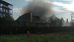 Penyebab Kebakaran Pabrik Bioetanol di Surabaya Diselidiki Labfor Polda Jatim