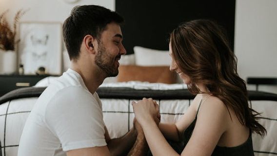 結婚生活をよりロマンチックにするために、これらは性的欲求を高めるための7つの自然な方法