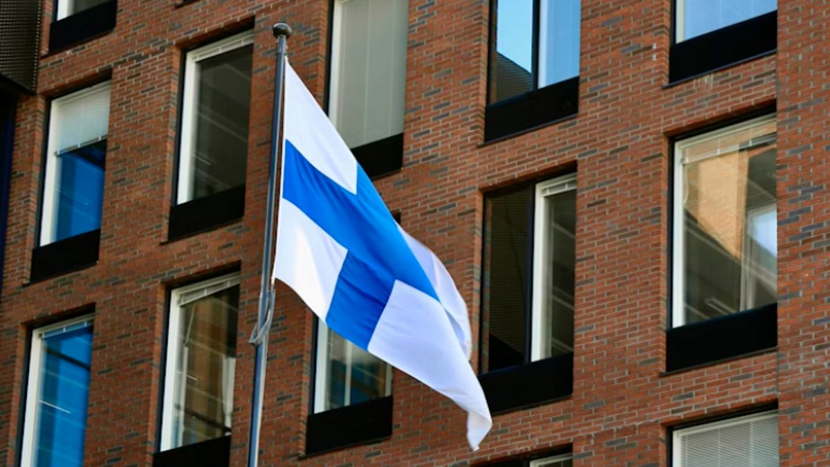 フィンランド、ミャンマー、アフガニスタン、パキスタンの大使館を閉鎖