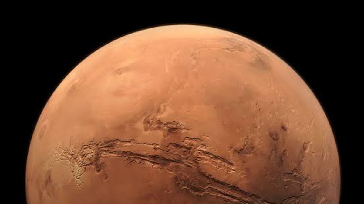 Unique Facts About The Planet Mars, Which Began To Appear In The Earth's Night Sky